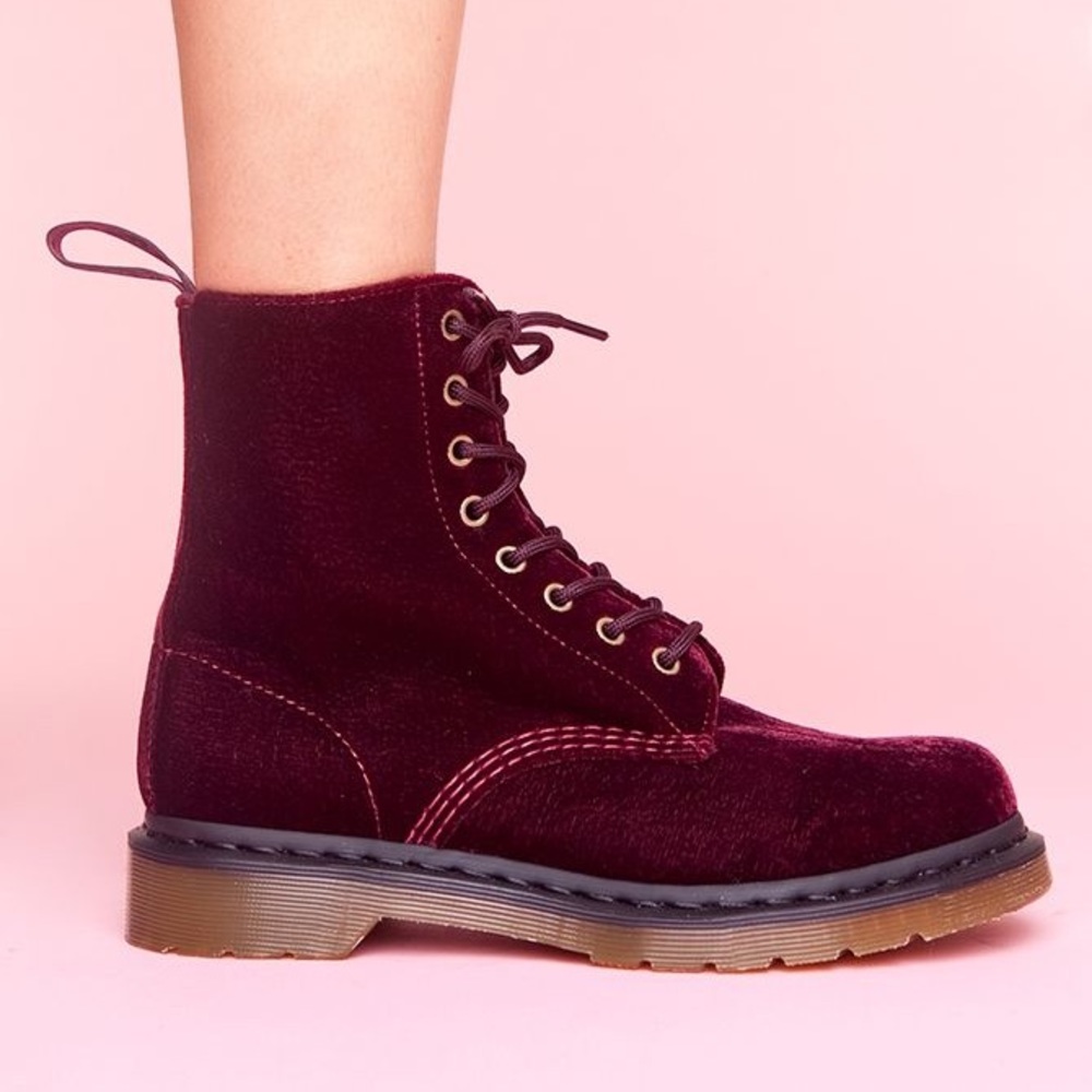 Dr. Martens Red Velvet